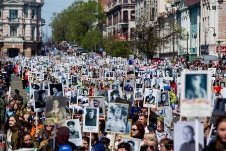 About 8 Mln Russians Took Part in 'Immortal Regiment' Marches Across Country