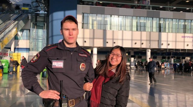 A lost phone was returned to a tourist from China