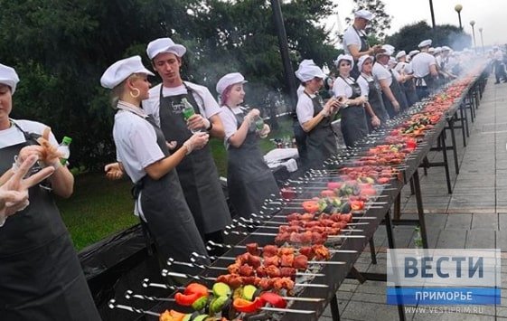 The longest shashlik in the world  is planned to be made in Vladivostok