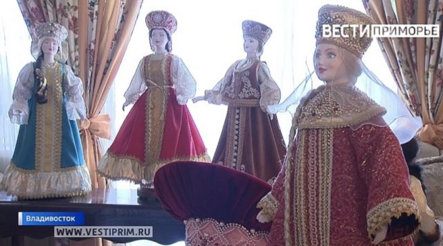 Unique dolls in folk attires exhibition opens in Vavilovo manor