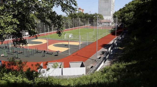 Two school stadiums were renovated in Vladivostok